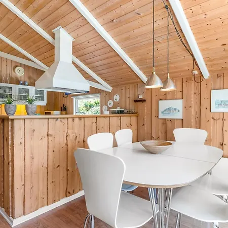 Nyaraló Bruna - 2km From The Sea By Interhome *